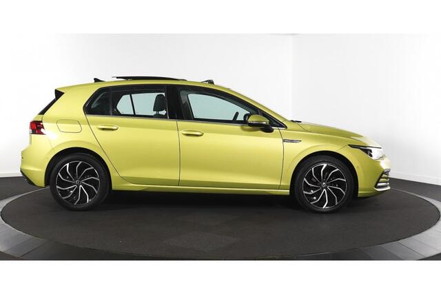 Volkswagen GOLF 1.5 eTSI Style AUTOMAAT|Pano|Clima|Cruise|LM-Velgen|Audio