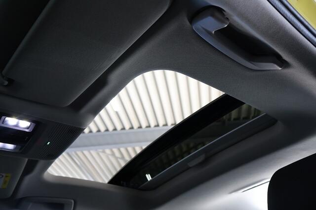 Volkswagen GOLF 1.5 eTSI Style AUTOMAAT|Pano|Clima|Cruise|LM-Velgen|Audio