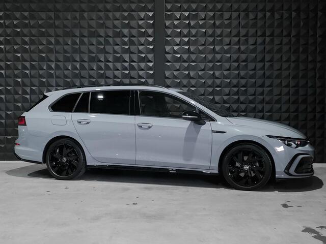 Volkswagen GOLF 1.5 eTSI R-Line | Pano | H&K | HUD | Side | Trekhaak | IQ Light | Keyless |