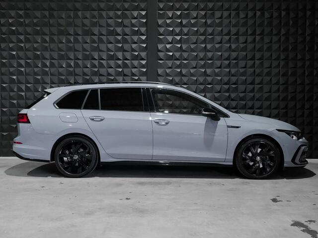 Volkswagen GOLF 1.5 eTSI R-Line | Pano | H&K | HUD | Side | Trekhaak | IQ Light | Keyless |