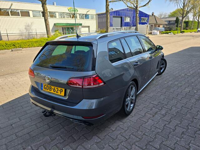 Volkswagen GOLF GOLF1.5 TSI HIGHLINE
