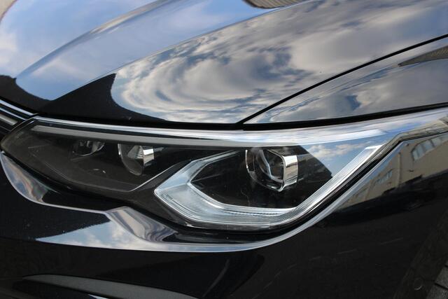 Volkswagen GOLF 2.0 TSI GTI PANO HARMAN KARDON HUD ALARM