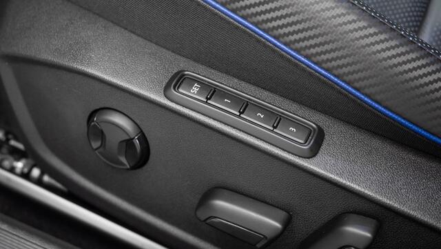 Volkswagen GOLF 2.0 TSI R 4Motion |Performance|Akra|Memory|HUD|Leder|