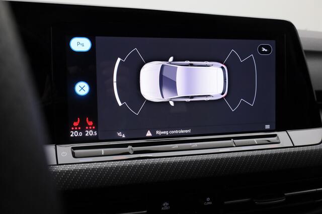 Volkswagen GOLF 1.5 eTSI 150 pk DSG R-Line | Panoramadak | IQ Light | Stuur-/stoelverwarming | Achteruitrijcamera | Navigatie