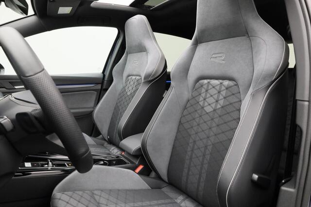 Volkswagen GOLF 1.5 eTSI 150 pk DSG R-Line | Panoramadak | IQ Light | Stuur-/stoelverwarming | Achteruitrijcamera | Navigatie