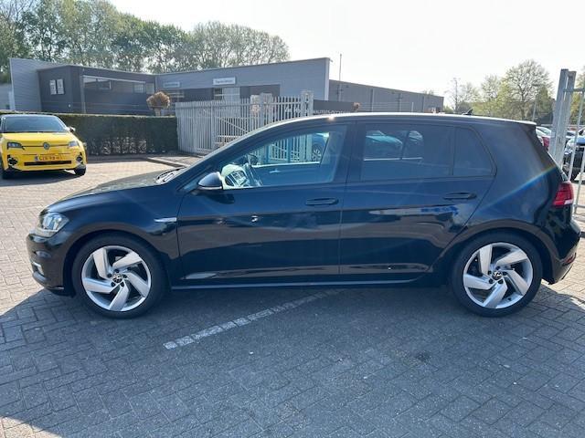 Volkswagen GOLF 1.5 TSI Comfortline DSG Automaat!! | 17 inch LM velgen | Privacy glass | Adaptieve Cruise Control | Full-Map Navigatie | PDC Voor + Achter | Climate Control | Apple Carplay & Android Auto | Orig. NL