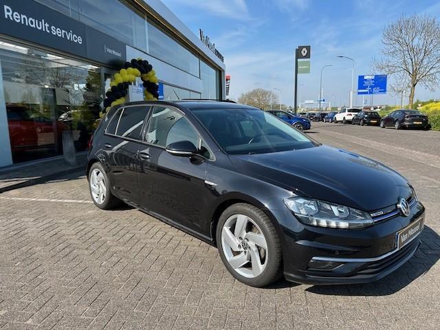 Volkswagen GOLF 1.5 TSI Comfortline DSG Automaat!! | 17 inch LM velgen | Privacy glass | Adaptieve Cruise Control | Full-Map Navigatie | PDC Voor + Achter | Climate Control | Apple Carplay & Android Auto | Orig. NL