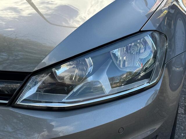 Volkswagen GOLF 1.0 TSI Business Edition Connected Automaat