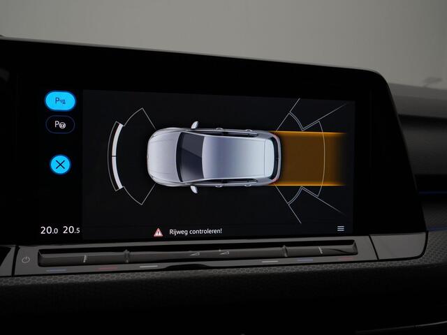 Volkswagen GOLF 1.4 eHybrid GTE | Navigatie | Parkeersensoren voor/achter | Adaptive Cruise Control |