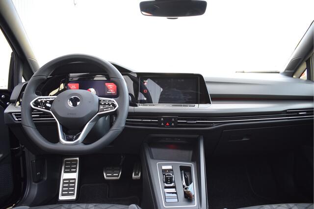 Volkswagen GOLF 1.5 eTSI R-Line LED grille, Panorama, schaalstoelen, Adaptive cruise, Carplay,
