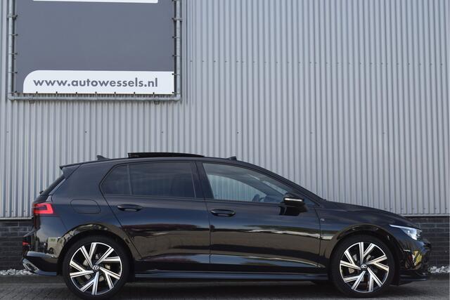 Volkswagen GOLF 1.5 eTSI R-Line LED grille, Panorama, schaalstoelen, Adaptive cruise, Carplay,