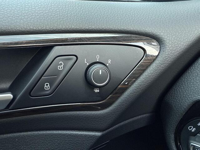 Volkswagen GOLF 1.2 TSI BNS Edition Connected ?Navigatie ?Camera ?Half Leder Alcantara ?Climate ?Cruise ?Parkeersensoren ?Lichtmetaal ?Dealer onderhouden