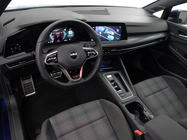 Volkswagen GOLF 2.0 TSI GTI Aut- Panoramadak, Harman Kardon, Sfeerverlichting, Stuur/Stoelverwarming, Park Pilot