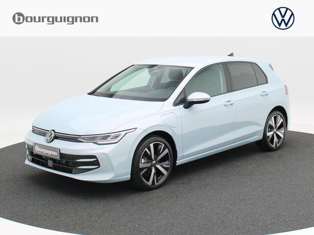 Volkswagen GOLF Life Edition 1.5 eHybrid 150 kW / 204 pk | 18" Velgen | Camera | Cruise Control Adaptief | Keyless | Digitale Cockpit |