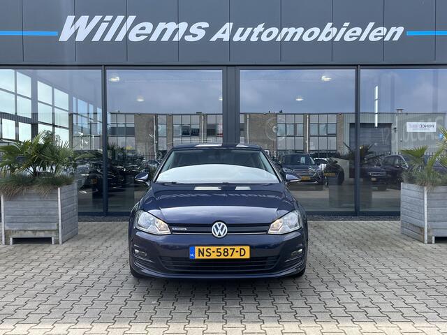 Volkswagen GOLF 1.0 TSI Connected Series App-Connect, Cruise Control & Trekhaak