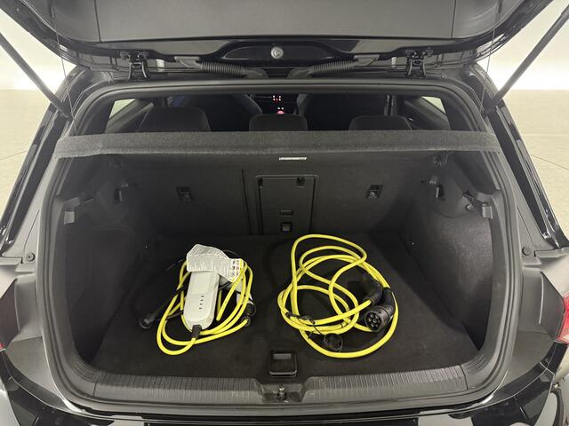 Volkswagen GOLF 1.4 GTE DSG 245PK Sfeer Virtual LED IQ Lights ACC Carplay Clima Navi PDC 18"LMV