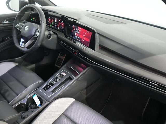 Volkswagen GOLF 1.4 eHybrid GTE | Leer | Mistlampen | Camera | IQ | Zwenkhaak | 18inch | Stoelverkoeling |