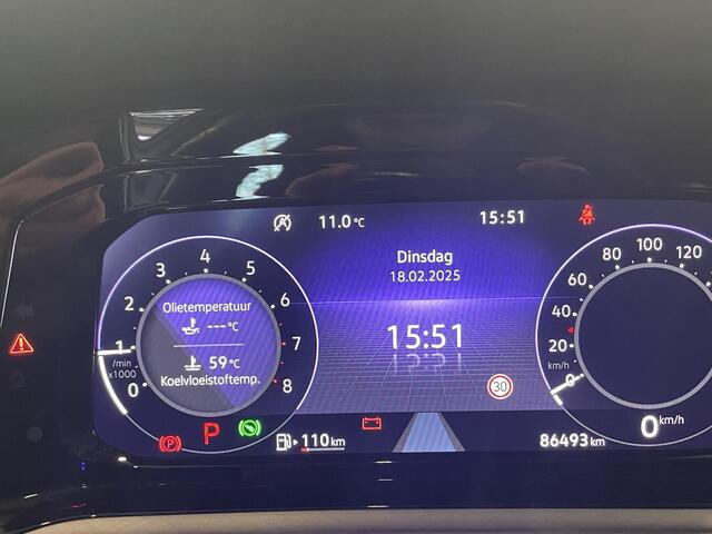 Volkswagen GOLF Variant 1.0 eTSI 110pk DSG Life | Navigatie | Climate Control | Parkeer sensoren | Cruise control adaptive | Stoelverwarming | Led #