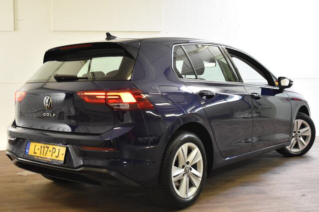 Volkswagen GOLF 1.0 TSI 110PK LIFE VIRTUAL/NAVI/PDC