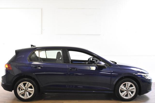 Volkswagen GOLF 1.0 TSI 110PK LIFE VIRTUAL/NAVI/PDC