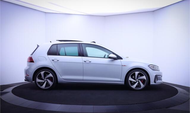 Volkswagen GOLF 2.0GTI Dsg PERFORMANCE PANO/CARPLAY/NAVI/STOELVERW/BLINDSPOT/LANE ASSIST/PDC/LMV 18''
