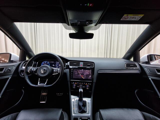 Volkswagen GOLF 7.5 1.4 GTE *Limited Edition 099/200* Matrix LED / Leder / Virtual / Afn. Trekhaak / Memory / Keyless / Carplay / Camera / 18'' LMV