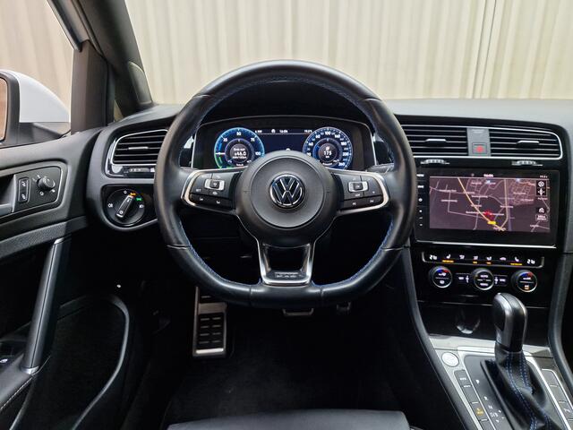 Volkswagen GOLF 7.5 1.4 GTE *Limited Edition 099/200* Matrix LED / Leder / Virtual / Afn. Trekhaak / Memory / Keyless / Carplay / Camera / 18'' LMV
