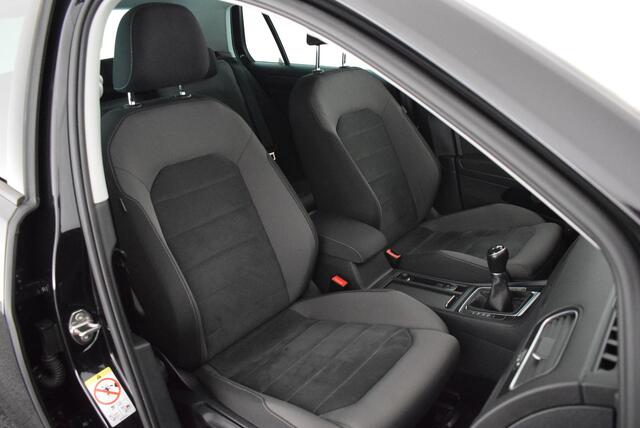 Volkswagen GOLF 1.5 TSI 130pk H6 Comfortline Business Virtual Cockpit Dynaudio Camera Navigatie