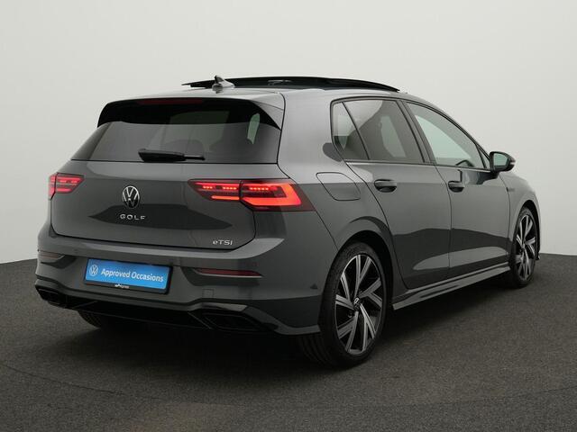 Volkswagen GOLF 1.5 eTSI 150 pk DSG R-Line | Panoramadak | IQ Light | Stuur-/stoelverwarming | Achteruitrijcamera | Navigatie