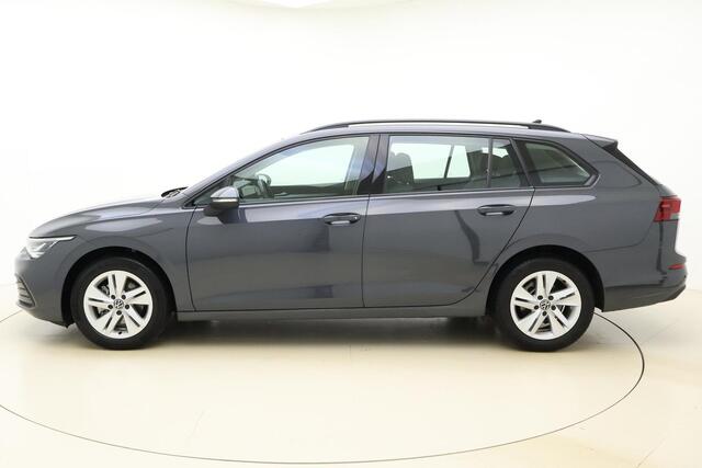 Volkswagen GOLF Variant 1.0 eTSI Life 110 PK | Automaat | Cruise Control | Navigatie | Licht metalen velgen | Parkeersensor | Bluetooth | DAB+ | 1e eigenaar
