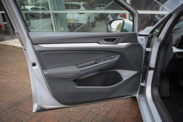 Volkswagen GOLF 1.0 TSI Life