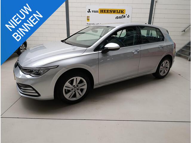 Volkswagen GOLF 1.0 eTSI Life Navigatie | Pdc V+A | Lmv | Automaat !