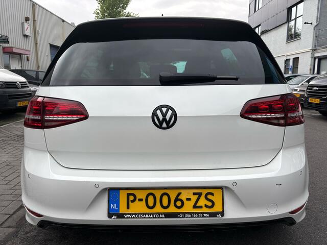 Volkswagen GOLF 1.4 TSI R LINE Connected Series / PANO / Keyless / BOM VOL