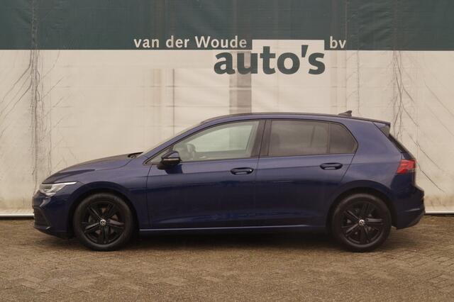 Volkswagen GOLF 1.0 eTSI DSG Life Edition -LED-ECC-PDC-NAVI-