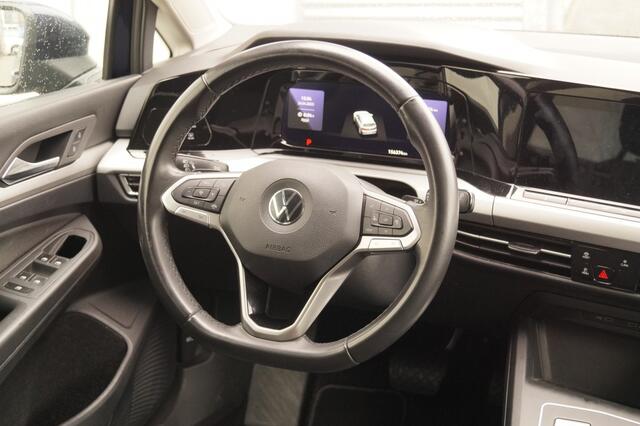 Volkswagen GOLF 1.0 eTSI DSG Life Edition -LED-ECC-PDC-NAVI-