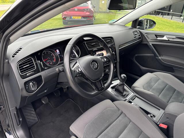 Volkswagen GOLF Variant 1.5 TSI 150pk Highline Trekh. I Navi I Stoelverw.