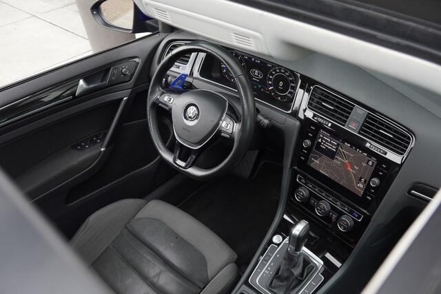Volkswagen GOLF 1.4TSI/125pk R-Line Blackstyle DSG|2017|Panoramadak|Virtual Cockpit|Dynaudio|18"Pretoria Black|Cruise+ACC|PDC+Camera|Navi|LED