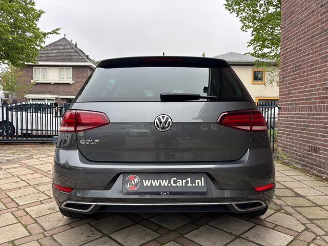Volkswagen GOLF 1.5 TSI Highline CAMERA ACC APPLE CARPLAY STOELVERW