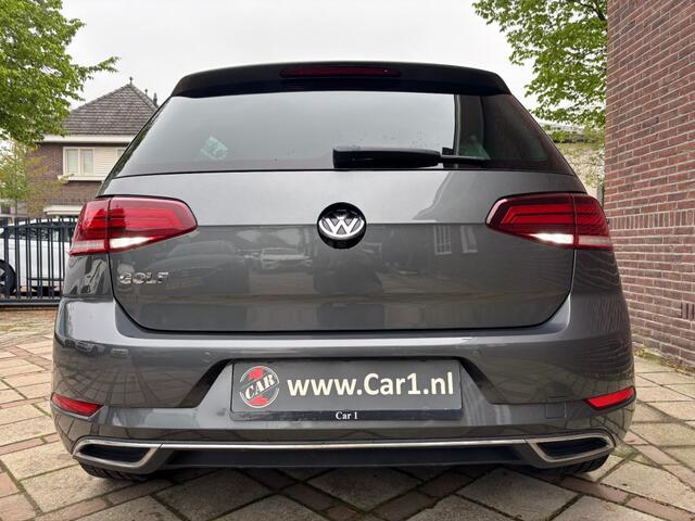 Volkswagen GOLF 1.5 TSI Highline CAMERA ACC APPLE CARPLAY STOELVERW