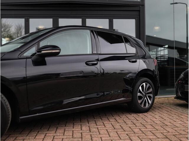 Volkswagen GOLF 2.0 TDI Life Business | Camera | Stuur/Stoelverw. | Pano | ACC | Sfeerverlichting