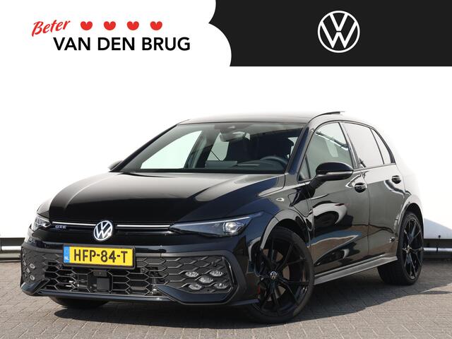Volkswagen GOLF 1.5 eHybrid GTE 272PK | Led Matrix | DCC | Panoramadak | Black style | Keyless | Head-up display | Trekhaak
