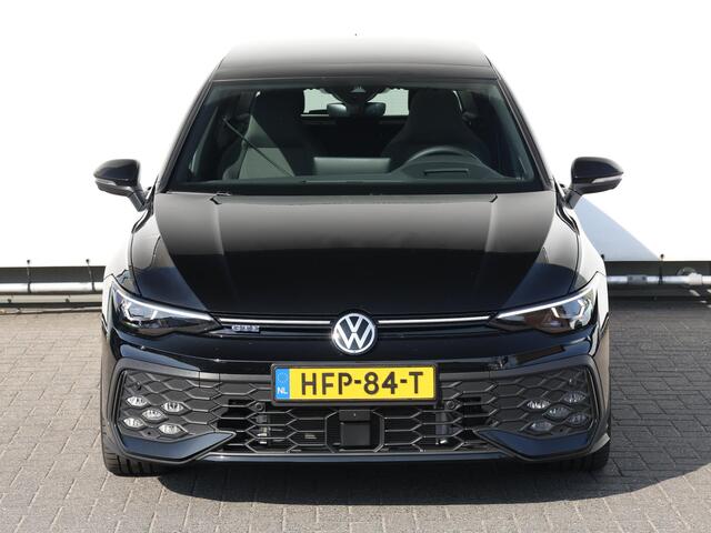 Volkswagen GOLF 1.5 eHybrid GTE 272PK | Led Matrix | DCC | Panoramadak | Black style | Keyless | Head-up display | Trekhaak
