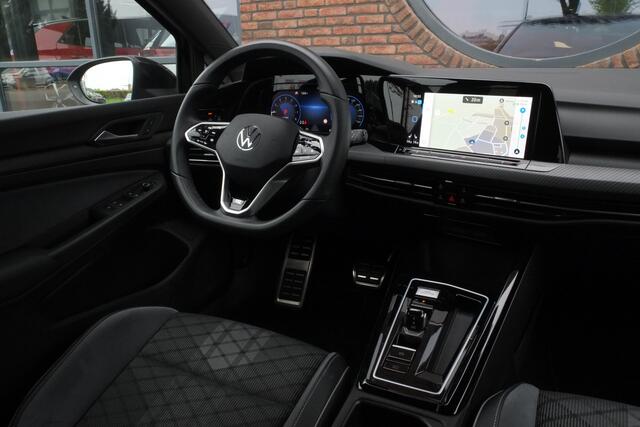 Volkswagen GOLF 1.5 eTSI R-Line