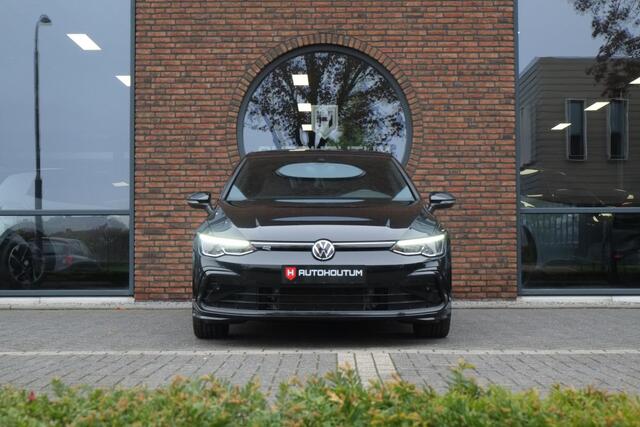 Volkswagen GOLF 1.5 eTSI R-Line