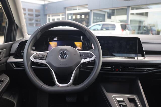 Volkswagen GOLF 1.4 eHybrid Style 204PK / 150kW, Panoramadak, LED Matrix (IQ.Lights), achteruitrijcamera (rear view), parkeersensoren voor en achter (pdc), extra getint glas (privacy glas), adaptieve cruise control (acc), verwarmbare voorstoelen, verwarmbaar stuurwiel, n