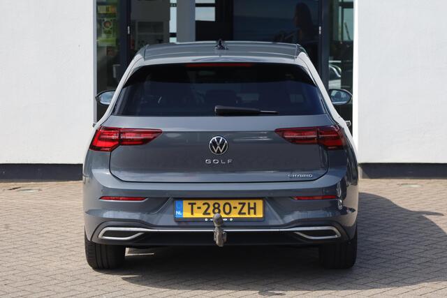 Volkswagen GOLF 1.4 eHybrid Style 204PK / 150kW, Panoramadak, LED Matrix (IQ.Lights), achteruitrijcamera (rear view), parkeersensoren voor en achter (pdc), extra getint glas (privacy glas), adaptieve cruise control (acc), verwarmbare voorstoelen, verwarmbaar stuurwiel, n