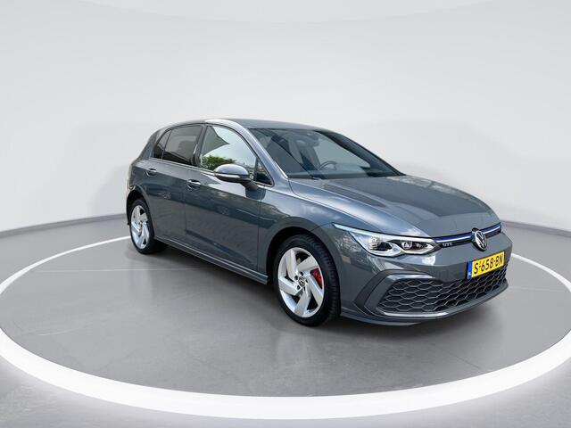 Volkswagen GOLF 1.4 245pk DSG eHybrid GTE · Navigatie · Keyless · Head-Up Display · Apple/Android Car Play · Sportstoelen · Parkeerassistent · Sfeerverlichting · Garantie t/m 20-01-2027 of 100.000km
