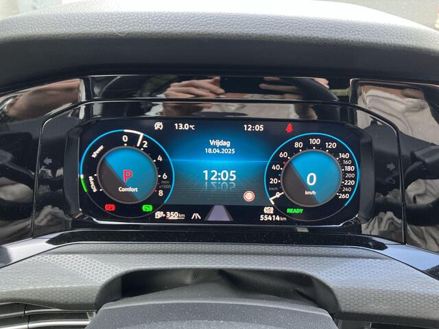 Volkswagen GOLF 1.4 245pk DSG eHybrid GTE · Navigatie · Keyless · Head-Up Display · Apple/Android Car Play · Sportstoelen · Parkeerassistent · Sfeerverlichting · Garantie t/m 20-01-2027 of 100.000km