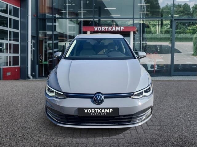 Volkswagen GOLF 1.5 eTSI STYLE CAMERA/MEMORY/NAVI/ACC/CARPLAY/STOELVERW