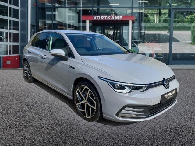 Volkswagen GOLF 1.5 eTSI STYLE CAMERA/MEMORY/NAVI/ACC/CARPLAY/STOELVERW